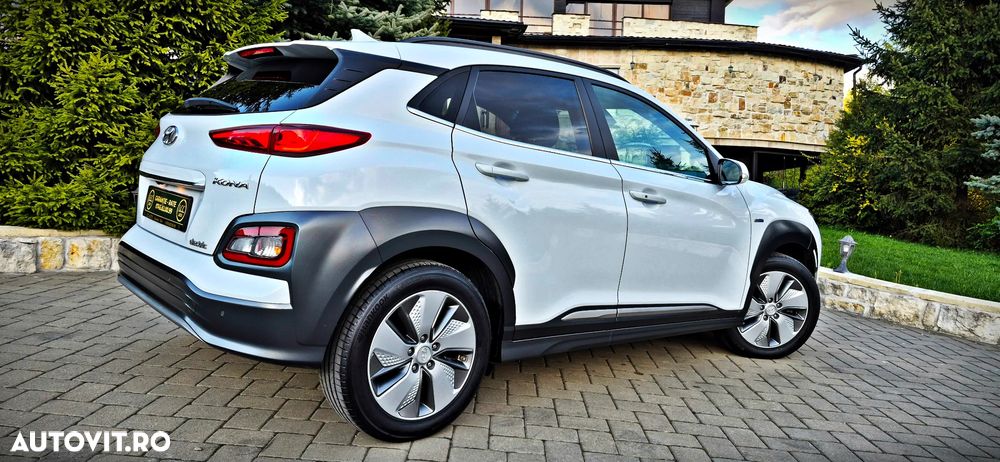 Hyundai KONA Business - 33