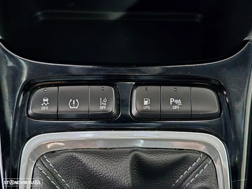 Opel Crossland X 1.2 Edition FlexFuel - 11