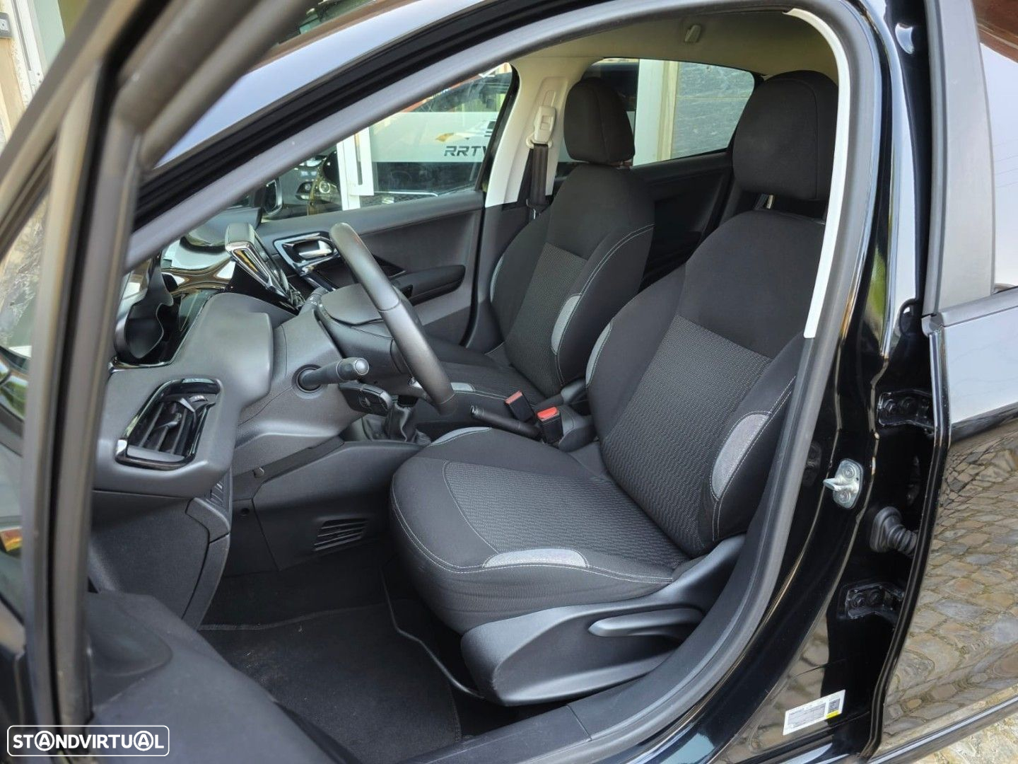 Peugeot 208 1.6 BlueHDi Active - 7