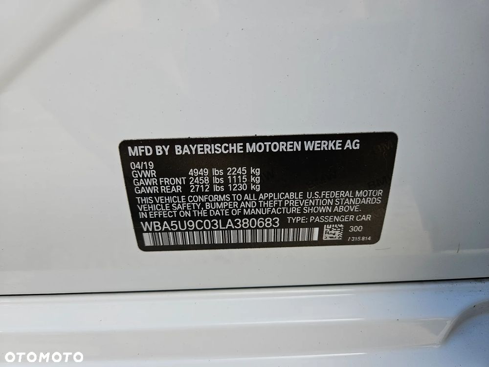 BMW Seria 3 M340i xDrive - 17