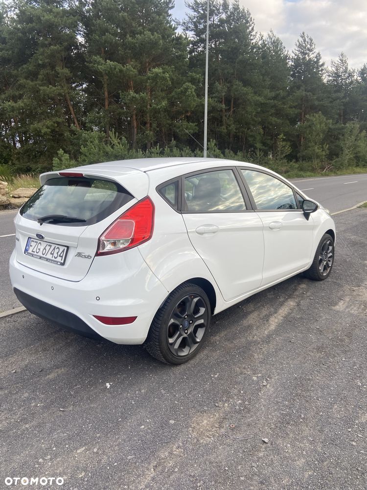 Ford Fiesta - 4