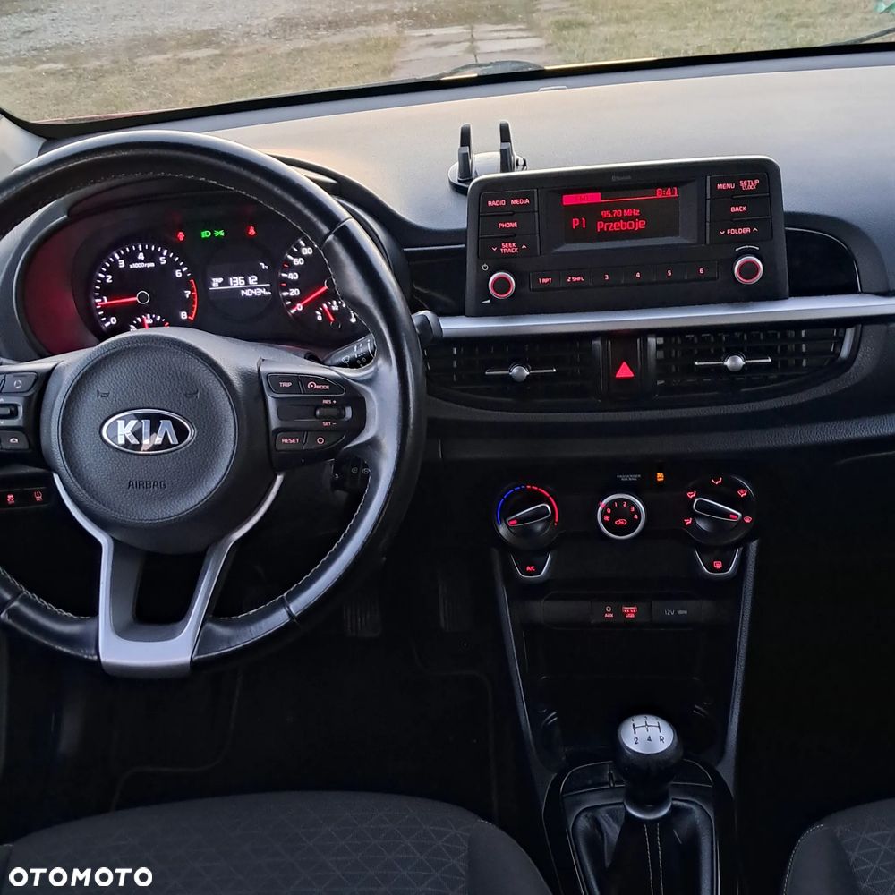 Kia Picanto 1.0 Attract - 22