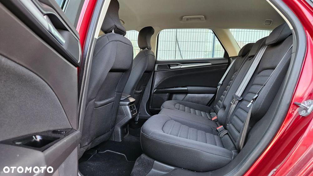 Ford Mondeo Turnier 2.0 TDCi Start-Stopp PowerShift-Aut Business Edition - 27