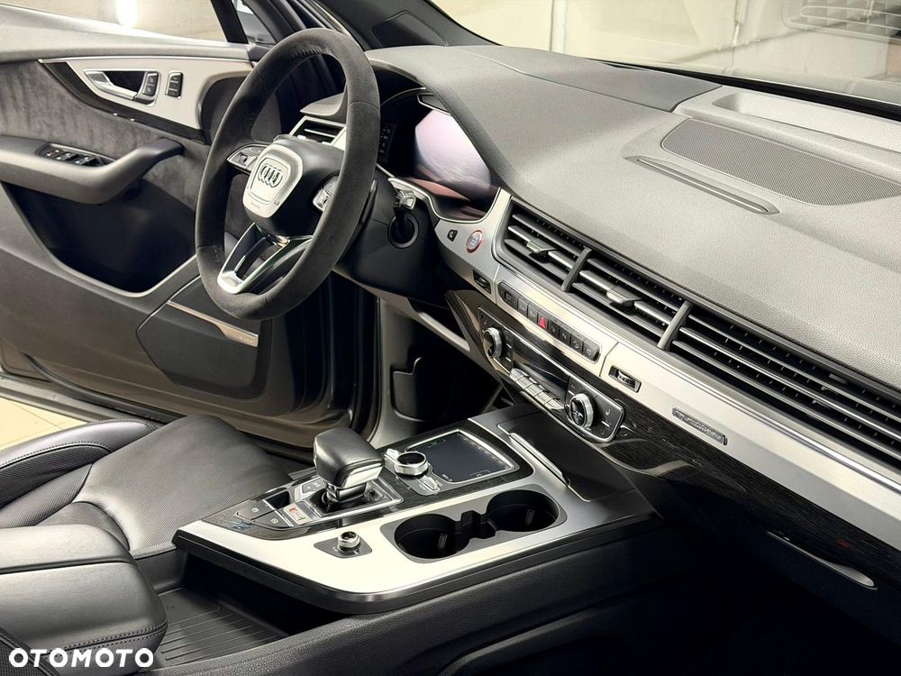 Audi SQ7 4.0 TDI Quattro Tiptronic - 8