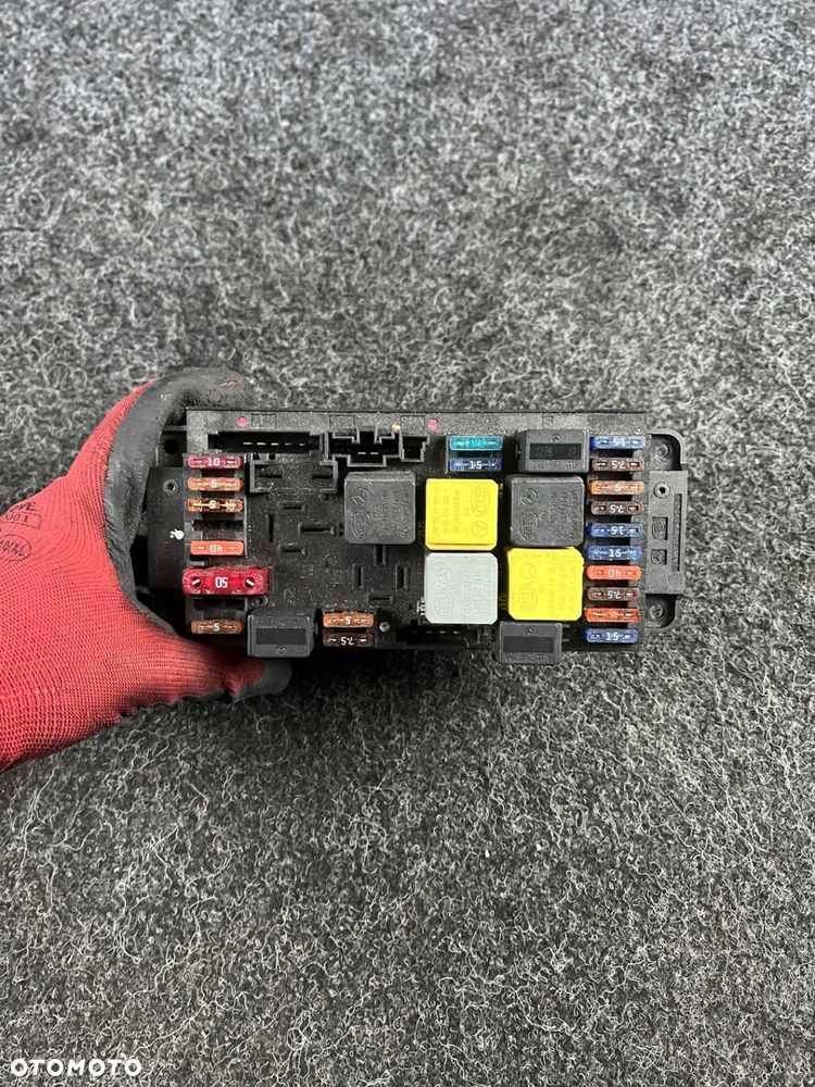 mercedes w203 cl 1.8 moduł SAM skrzynka bezpieczników 2095451101 - 4