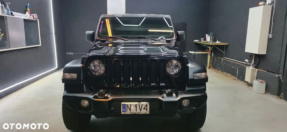Jeep Wrangler - 14