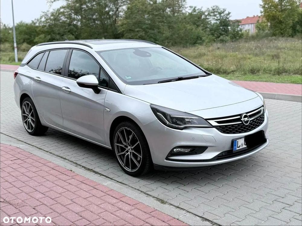 Opel Astra 1.6 BiTrb D (CDTI) Start/Stop Sports Tourer Innovation - 9