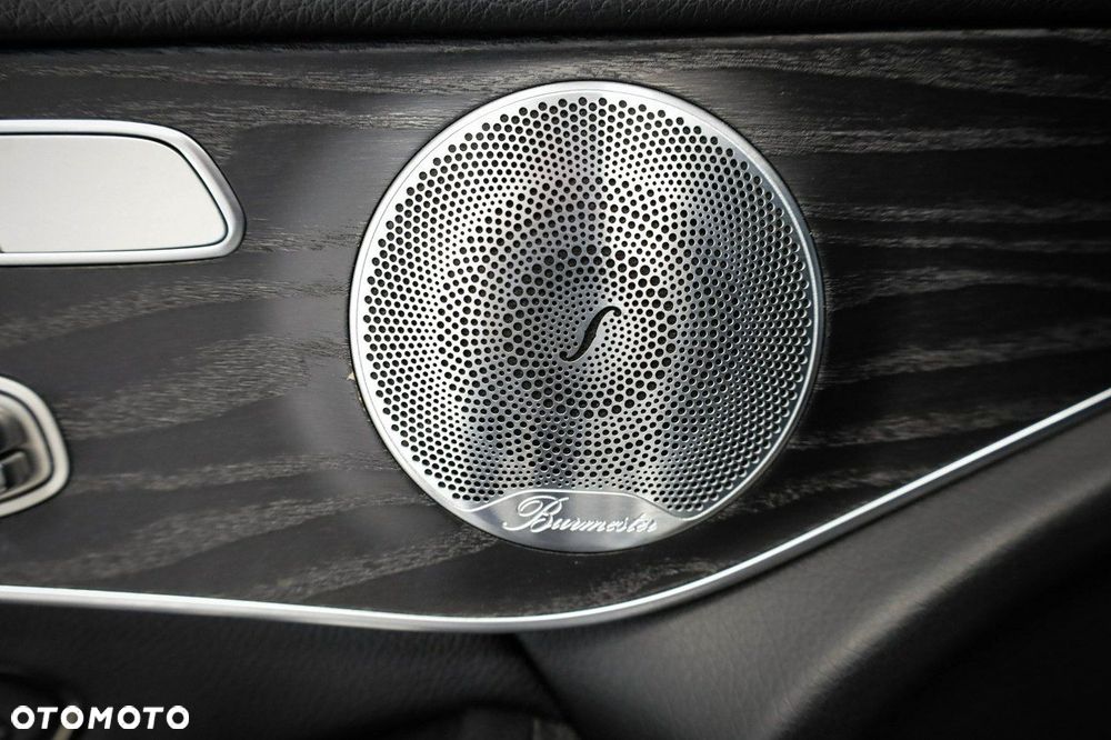 Mercedes-Benz GLC - 22