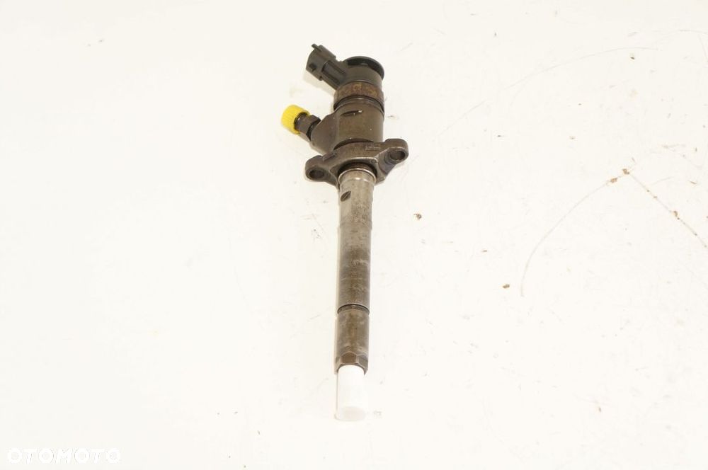 WTRYSKIWACZ VOLVO CITROEN 1,6 TDCI HDI 0445110297