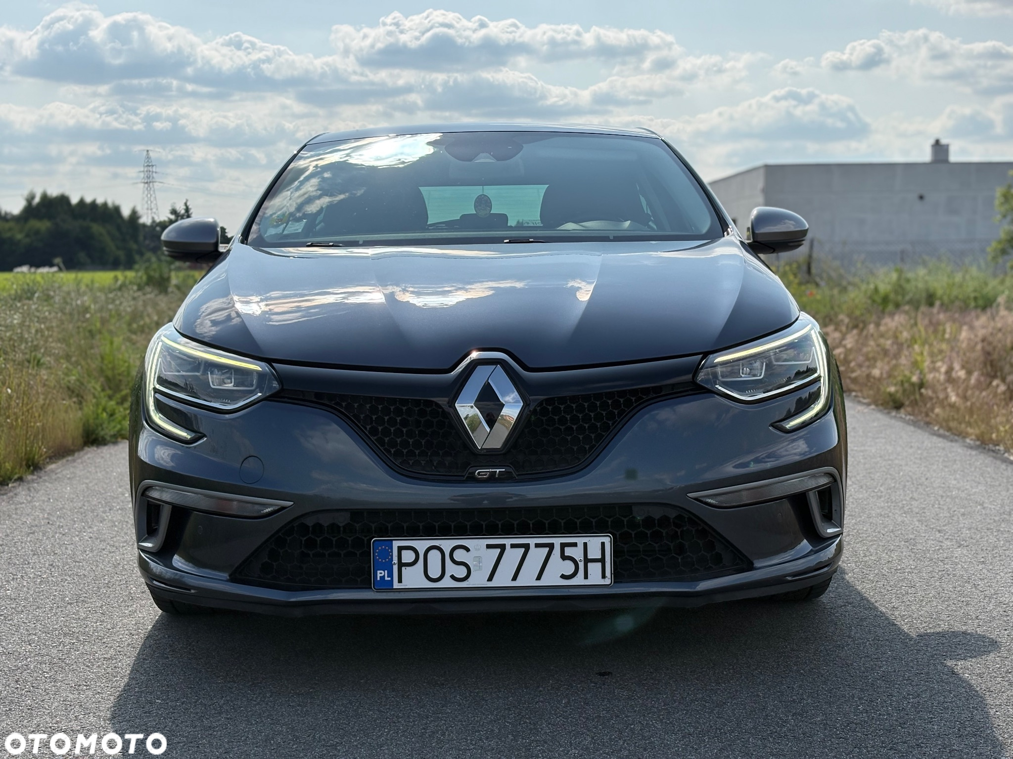 Renault Megane ENERGY TCe 205 EDC GT - 2
