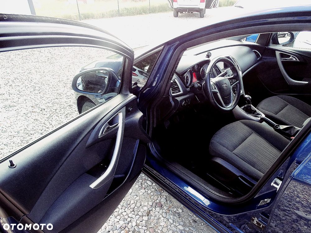 Opel Astra 1.4 Turbo Color Edition - 18