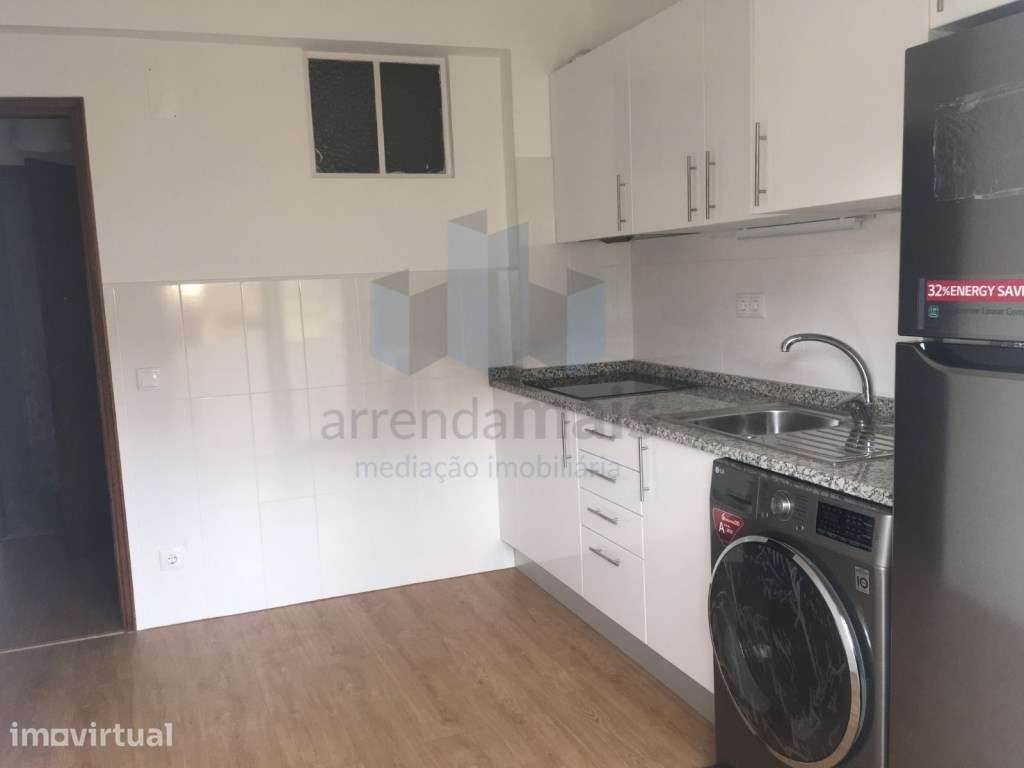 Arrenda-se Apartamento T2, Mobilado em Coimbra - Grande imagem: 2/11