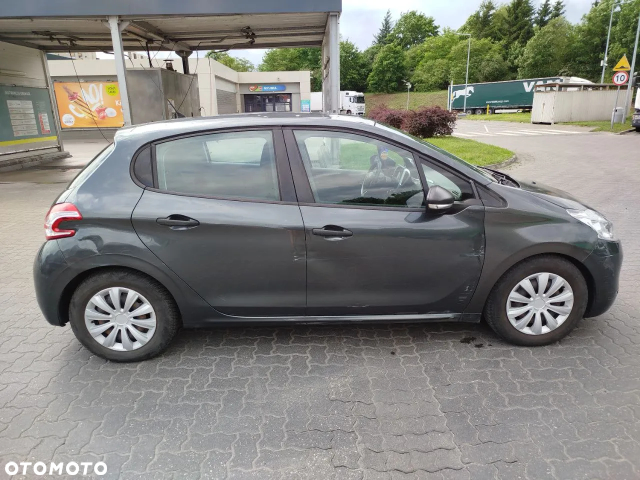 Peugeot 208 1.4 HDi Access - 11