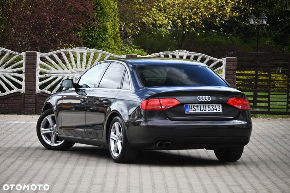 Audi A4 Limousine - 26