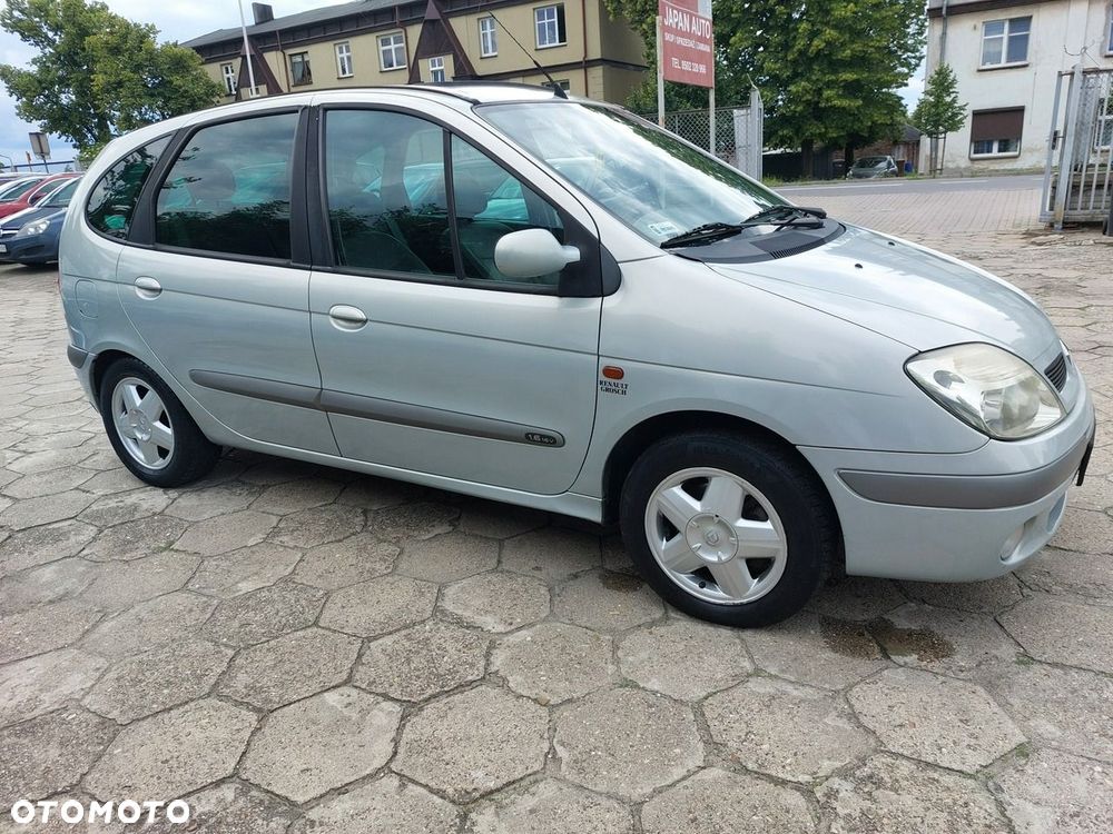 Renault Scenic - 2