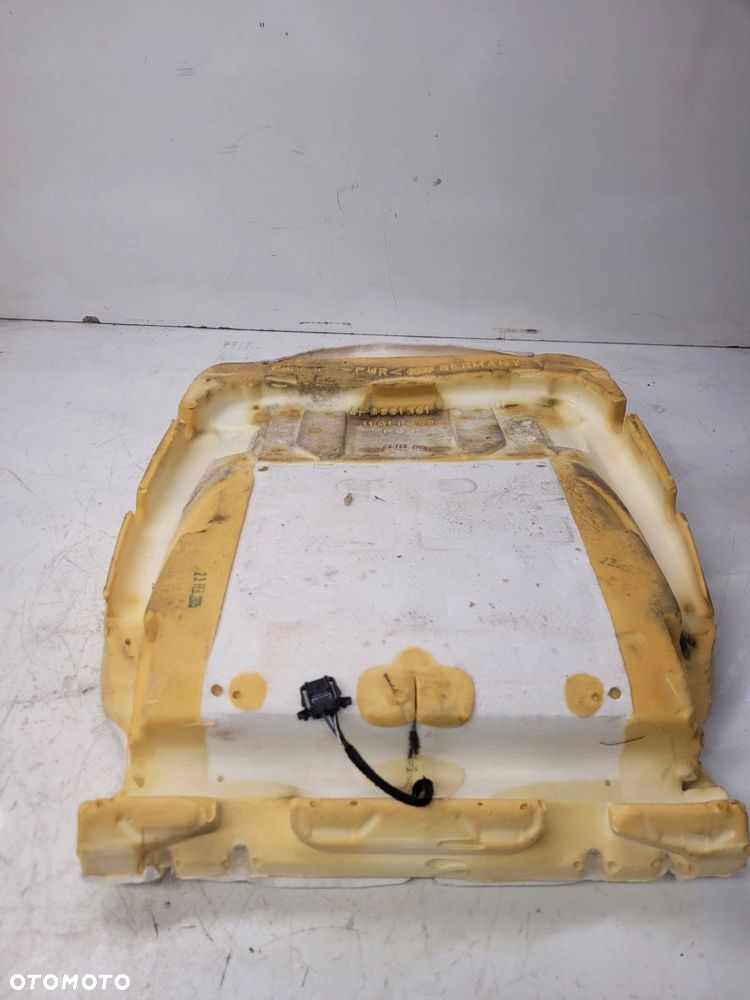 MATA GRZEWCZA FOTELA DÓŁ AUDI A6 C6 4F0963555 - 2