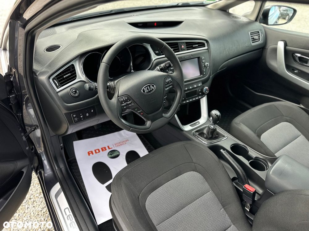 Kia Ceed 1.6 GDI Platinum Edition - 17