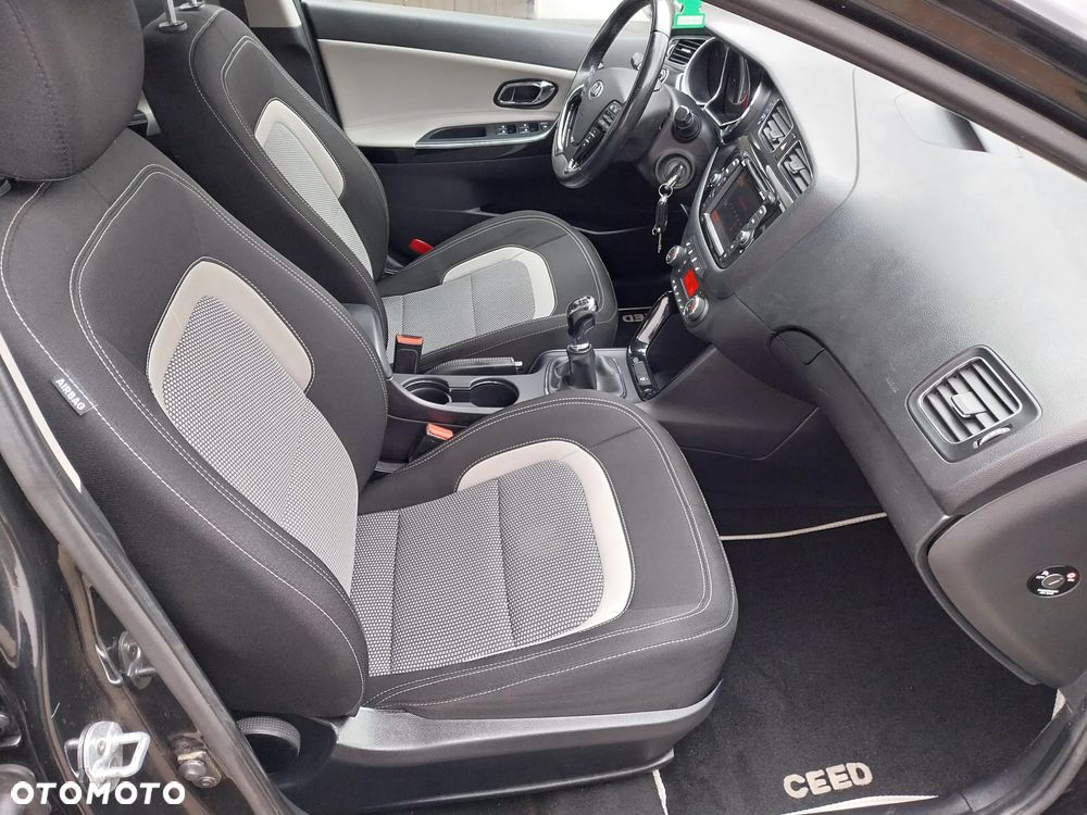 Kia Ceed 1.4 CVVT Dream Team Edition - 7