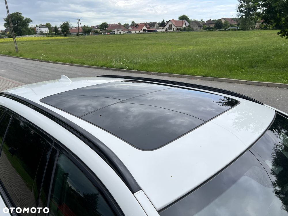 BMW Seria 5 520d M Sport - 11