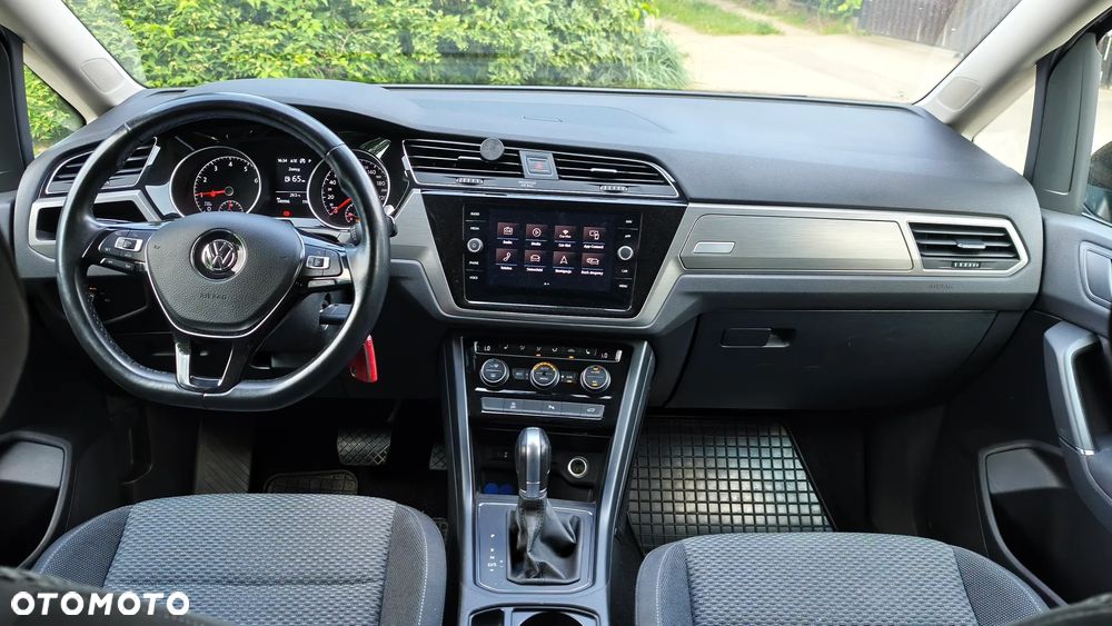 Volkswagen Touran ver-1-4-tsi-bluemotion-technology-dsg-comfortline - 2