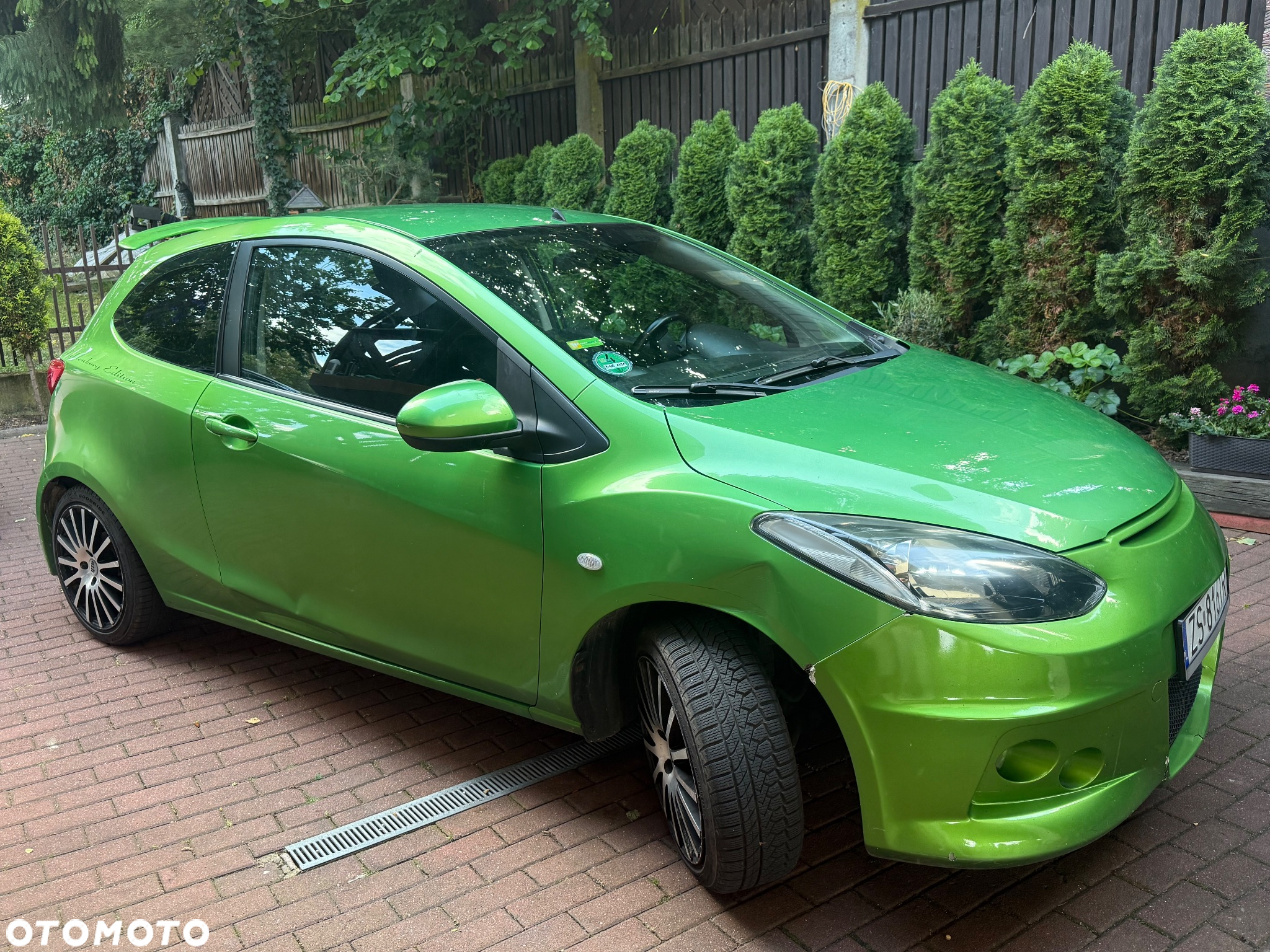 Mazda 2 - 3