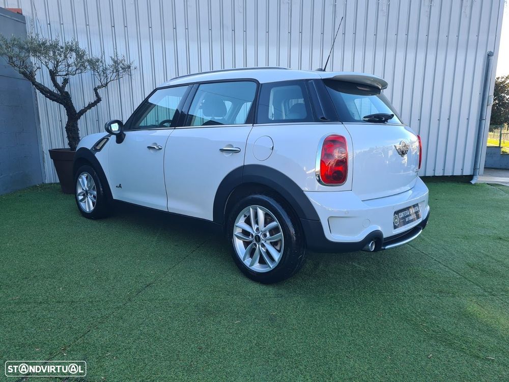 MINI Countryman Cooper SD ALL4 Auto - 4