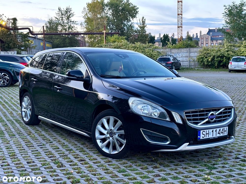 Volvo V60 D3 Momentum - 5