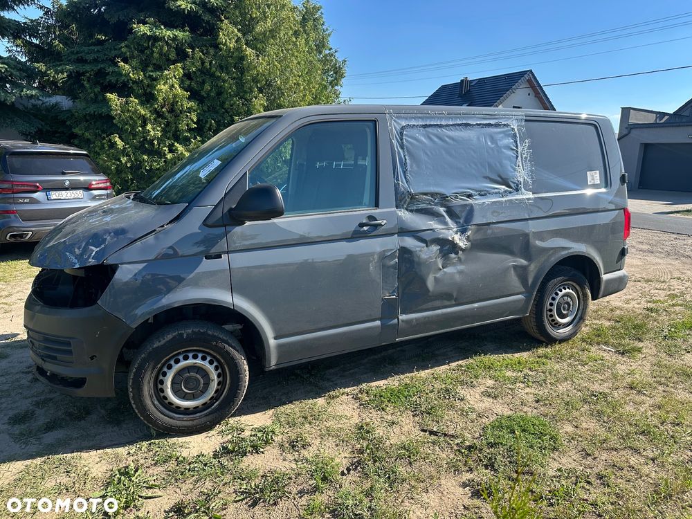Volkswagen Transporter - 9