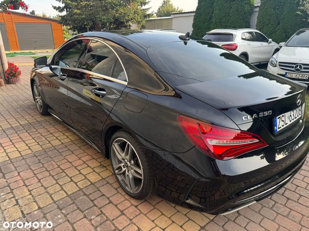Mercedes-Benz CLA 250 4Matic 7G-DCT AMG Line - 8