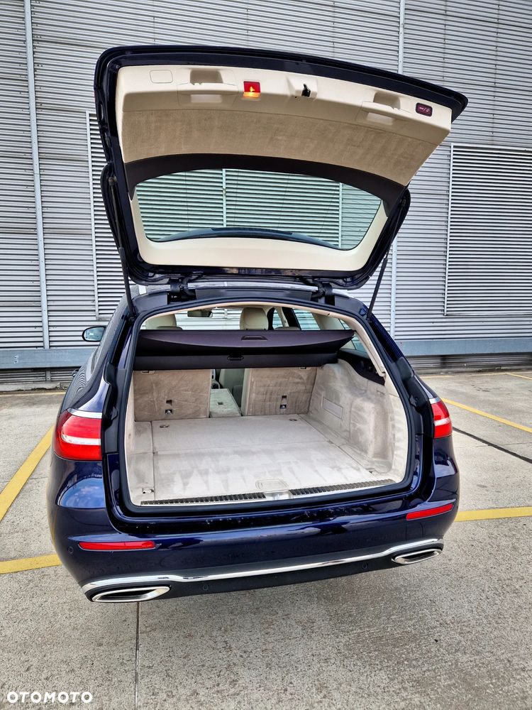 Mercedes-Benz Klasa E 450 4Matic 9G-TRONIC Exclusive - 4