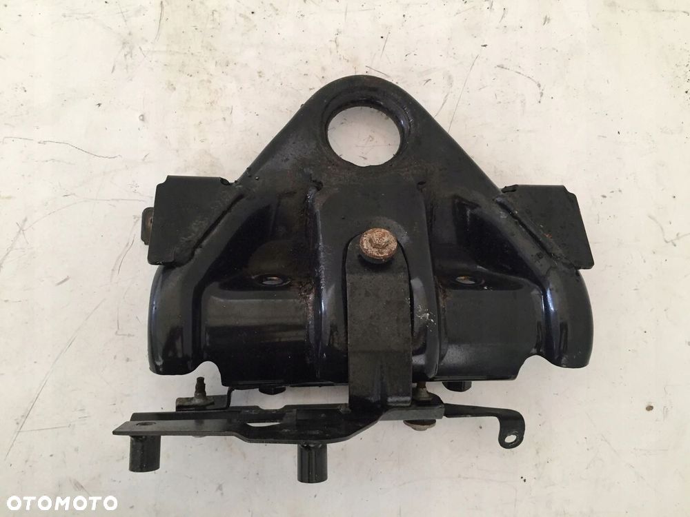 RANGE ROVER VOGUE L405 HAK UCHO ZACZEP HOLOWNICZE - 1