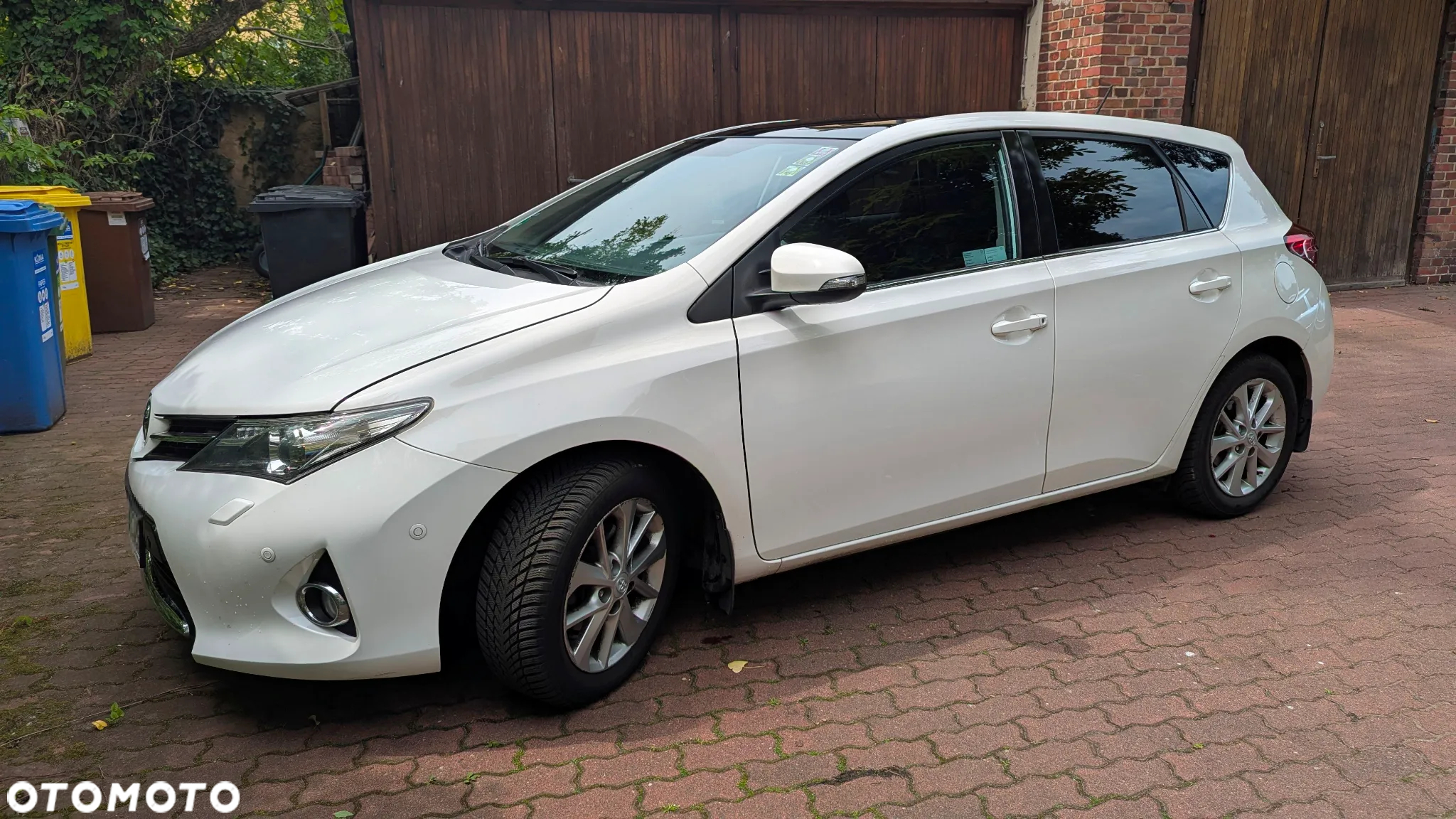 Toyota Auris 1.6 Premium Comfort - 5