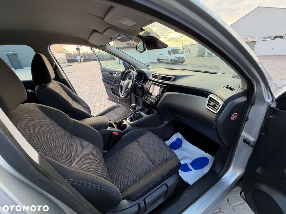 Nissan Qashqai 1.2 DIG-T N-Connecta - 15