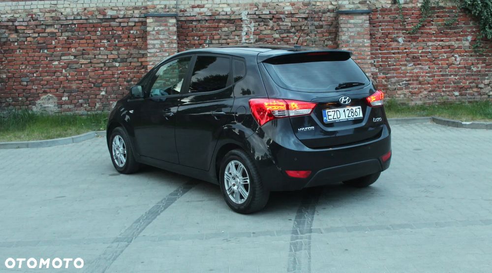 Hyundai ix20 1.4 blue Comfort - 10