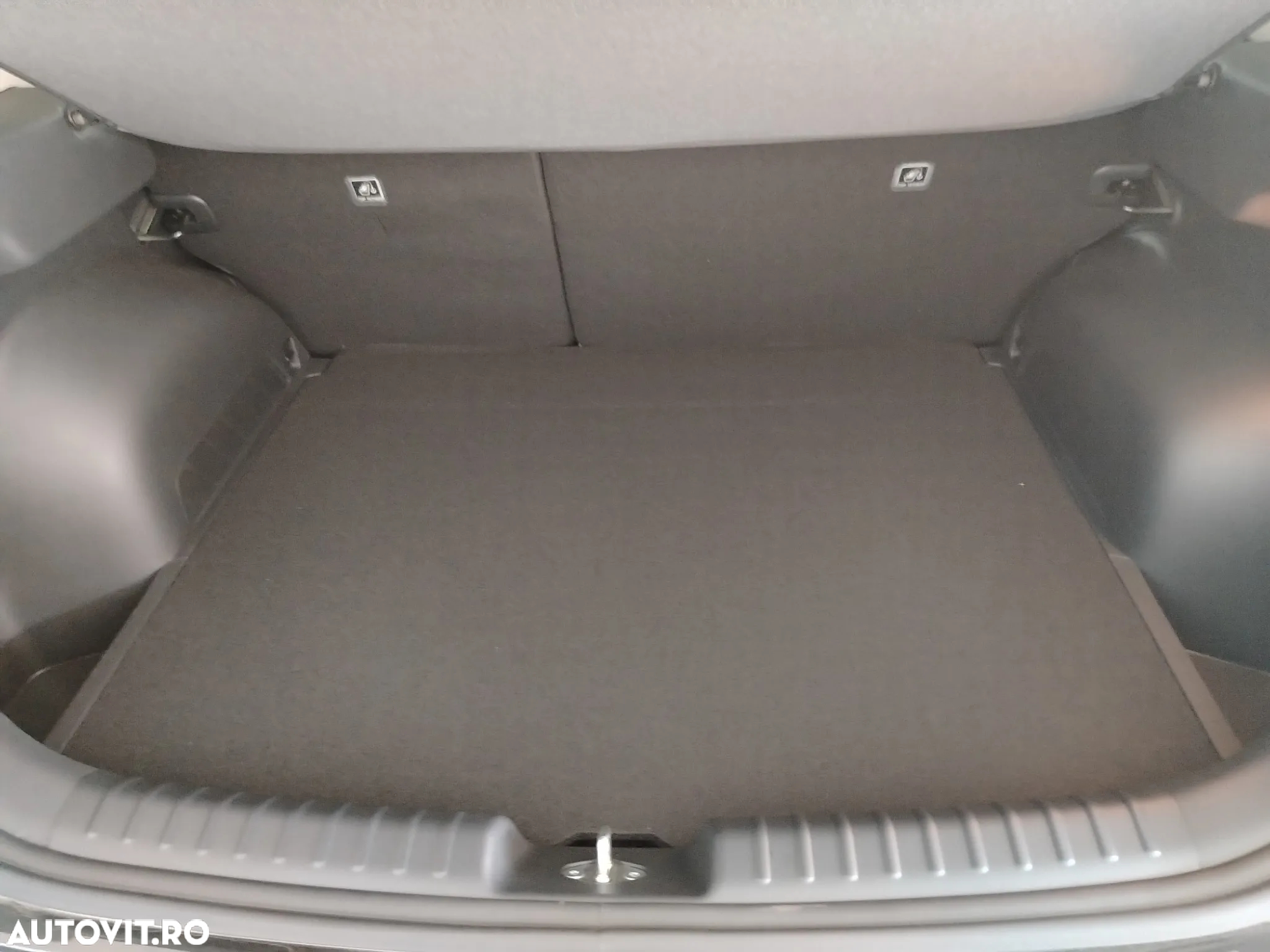 Kia Niro 1.6 GDI HEV 2WD OPF Aut. Edition 7 - 29