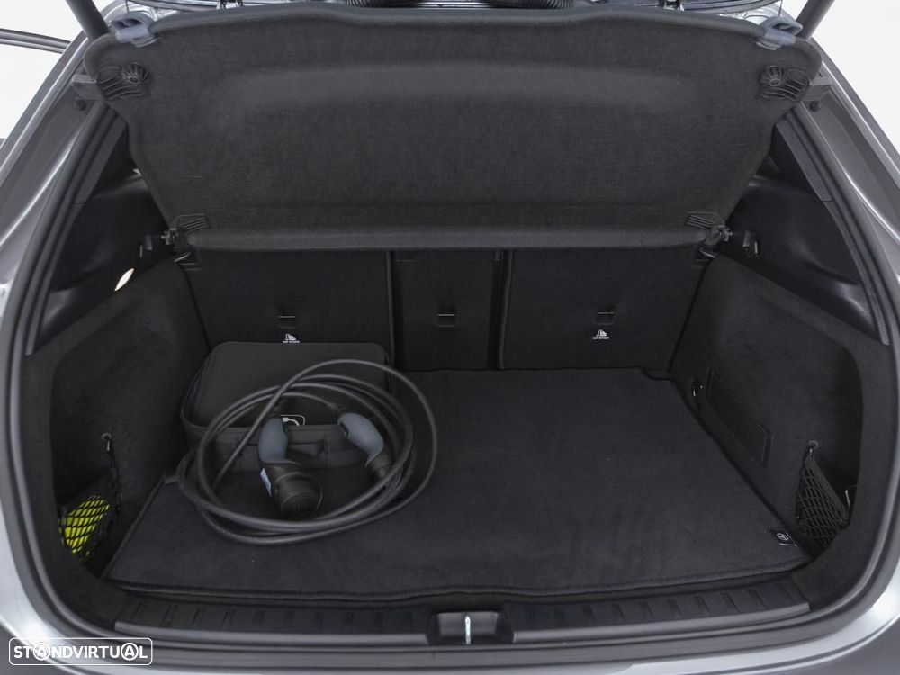 Mercedes-Benz EQA 350 4Matic AMG Line - 13