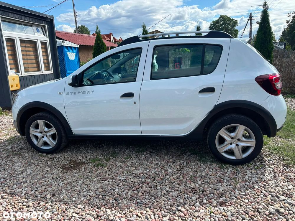 Dacia Sandero TCe 90 Laureate - 5