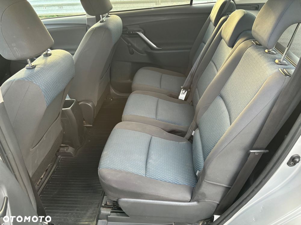 Toyota Verso 1.6 Active - 15