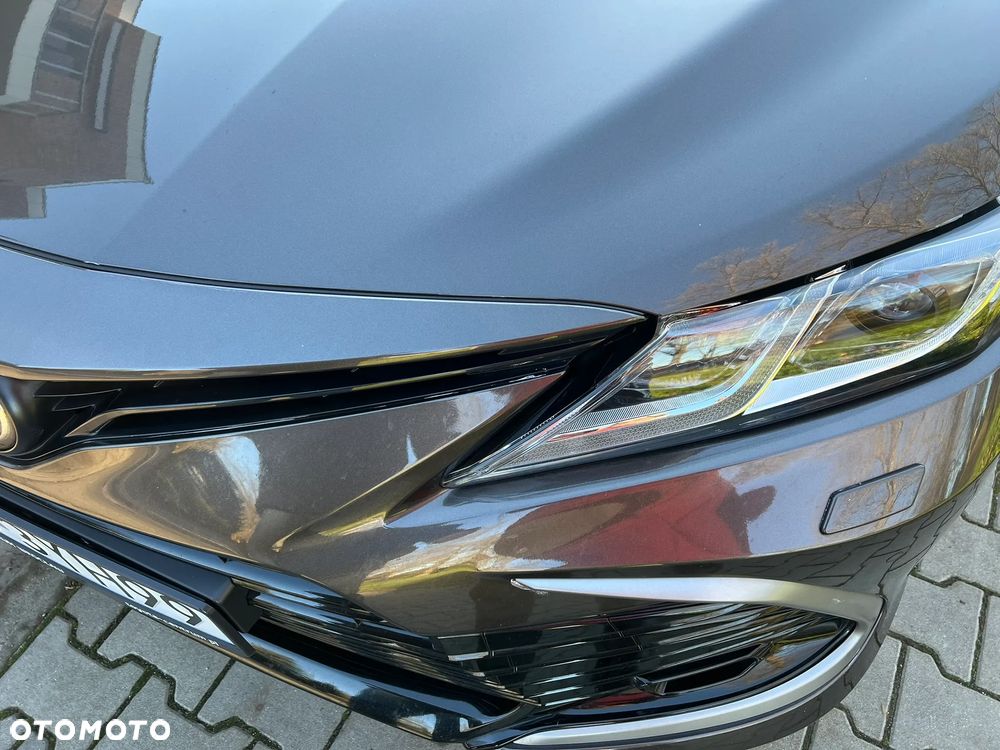 Toyota Camry 2.5 Hybrid Comfort CVT - 8