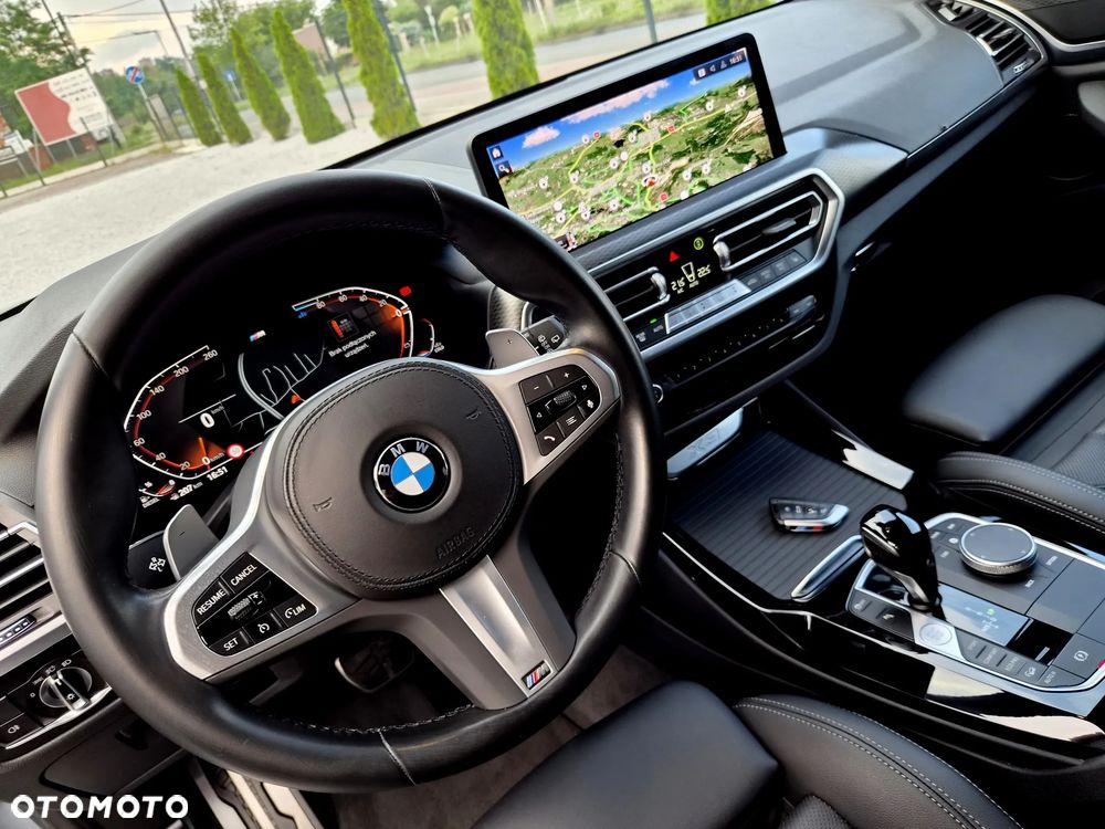 BMW X3 xDrive20d mHEV - 24