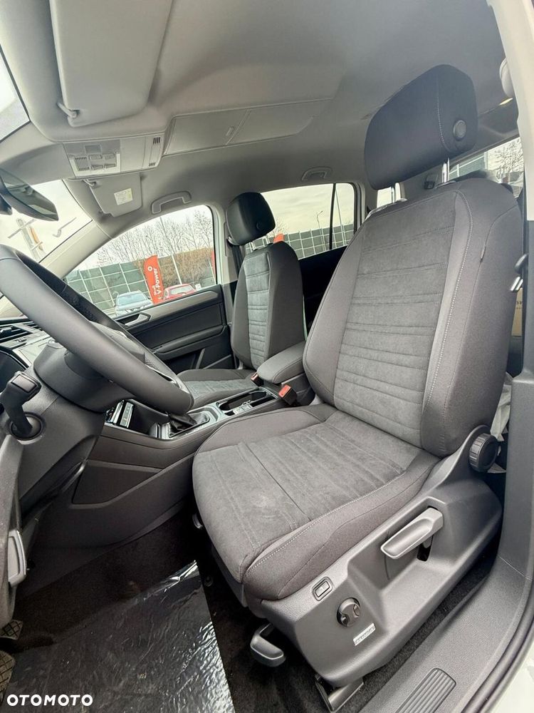 Volkswagen Touran 1.5 TSI EVO Comfortline Plus DSG - 9