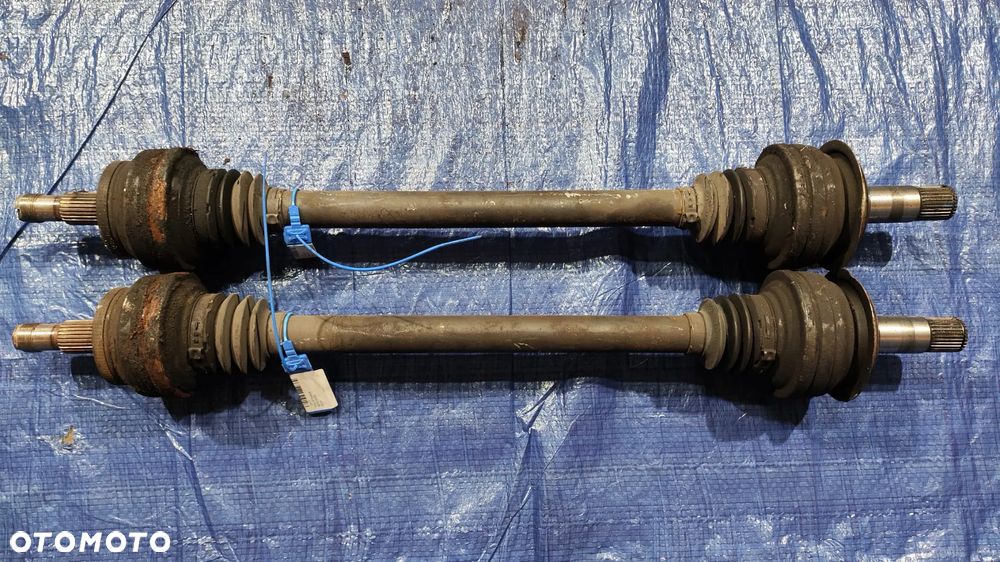 ZWROTNICA TARCZA ZACISK PÓŁOŚ LEWY PRAWY TYŁ MERCEDES CLS W218 3.0 CDI V6 - 5