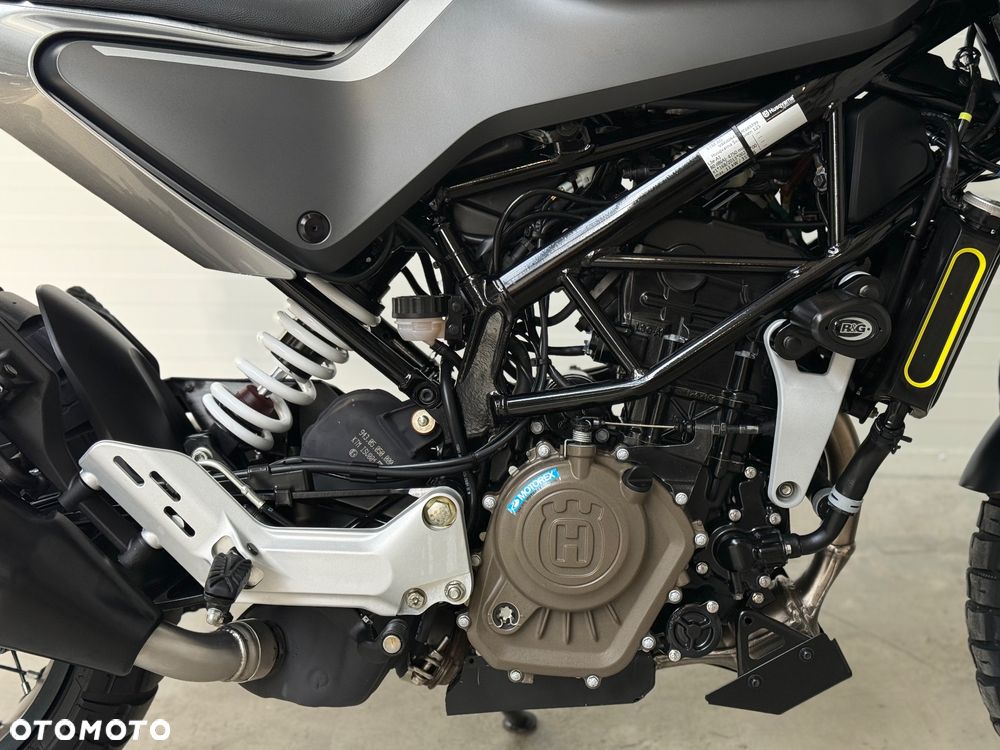 Husqvarna Svartpilen - 13