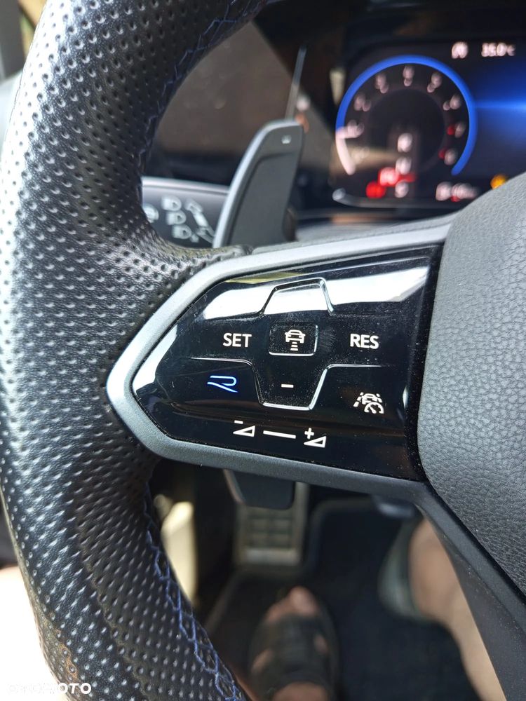 Volkswagen Golf 2.0 TSI 4Motion R DSG - 38