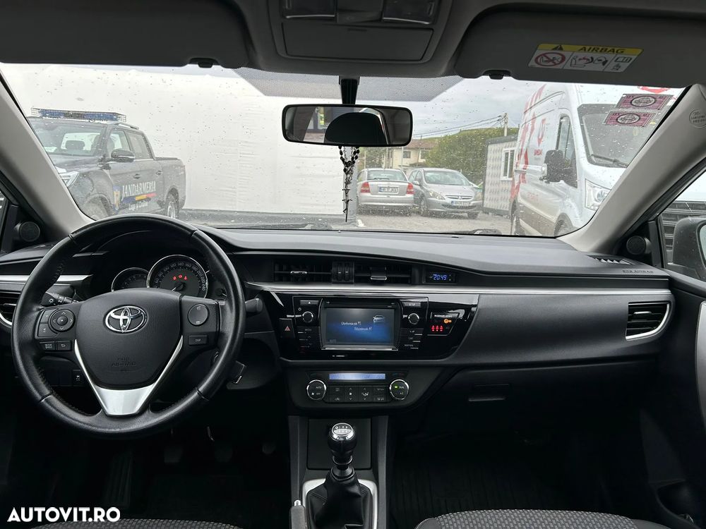 Toyota Corolla 1.6 Valvematic Terra - 5