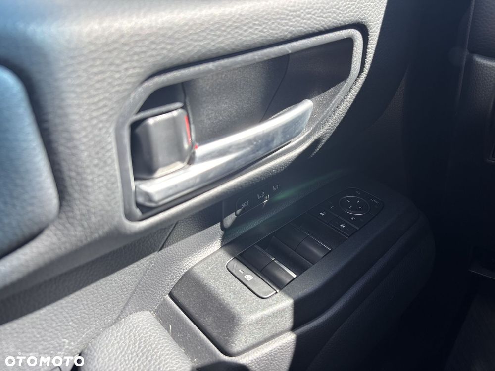 Toyota Land Cruiser LC 2.8 D-4D First Edition - 27