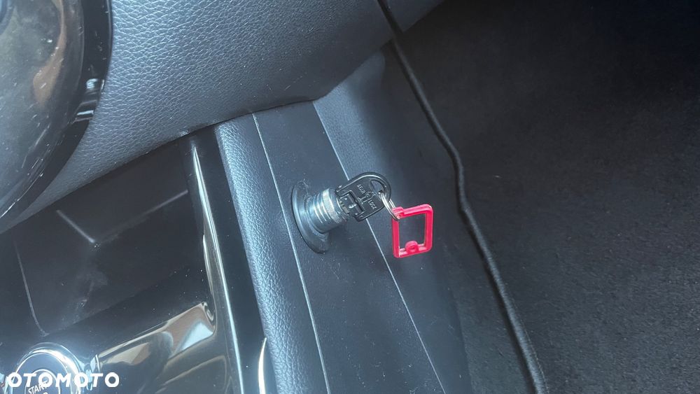 Nissan Pulsar 1.6 DIG-T Tekna - 19