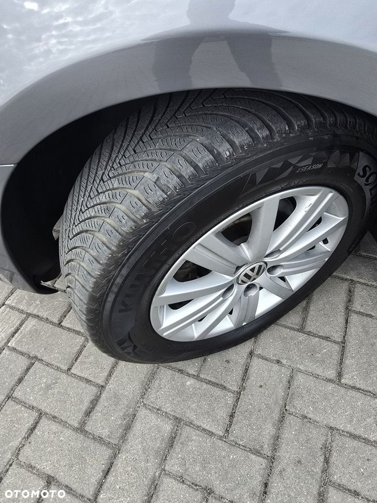 Volkswagen Golf - 26