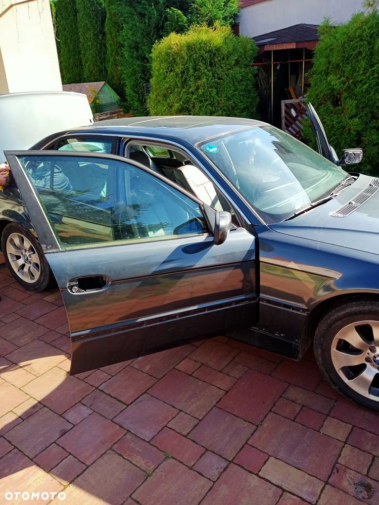 BMW Seria 7 - 14