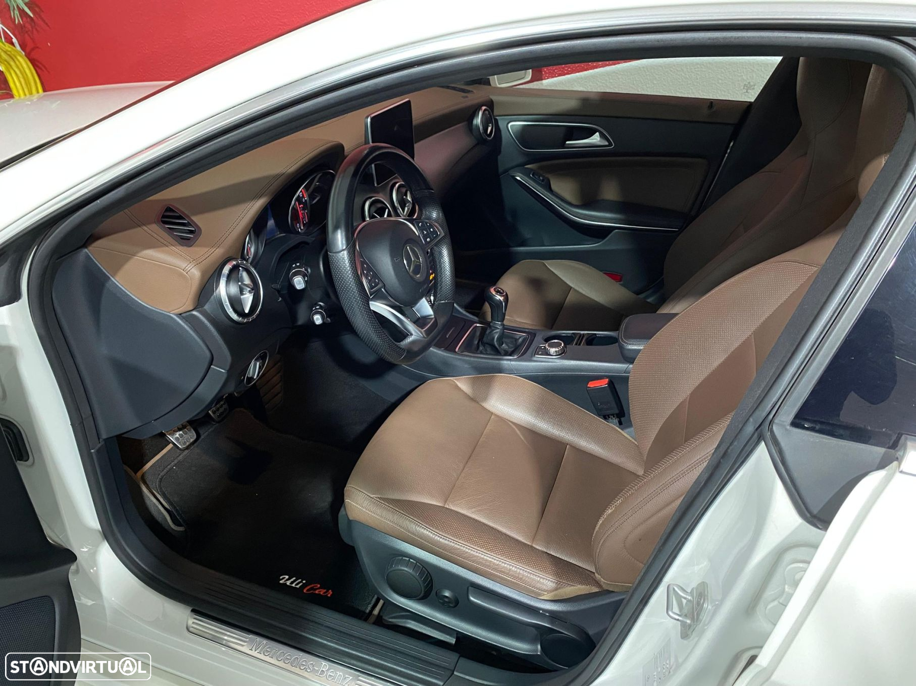 Mercedes-Benz CLA 200 - 15